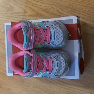 New Balance size 4 wide